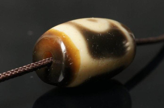 佩戴天珠的好處與注意事項，有按摩靜心的好處