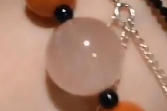 南紅瑪瑙的功效與作用佩戴禁忌