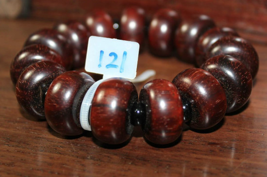 黃花梨手串盤黑了怎么補救