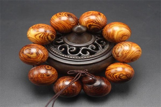 黃花梨木手串功效與作用