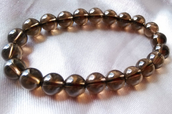 茶晶和白水晶哪個(gè)好，兩者各有好處