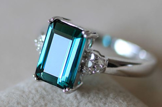 月光石能和綠松石碧璽一起帶么