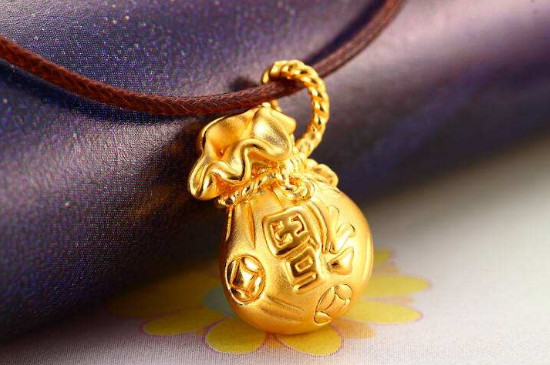 珍珠可以和黃金一起佩戴嗎