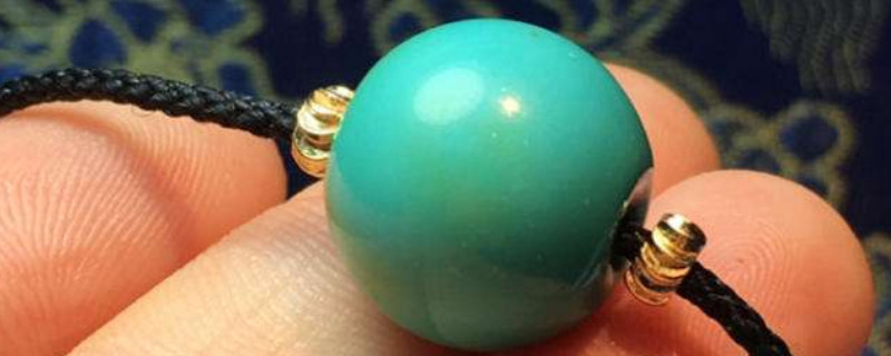 綠松石變黑是怎么回事