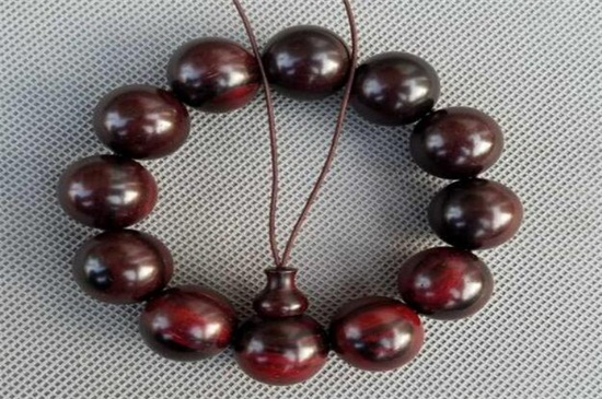 大葉紫檀手串如何保養(yǎng)