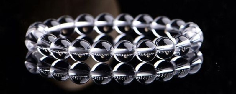 月光石能和什么水晶一起帶