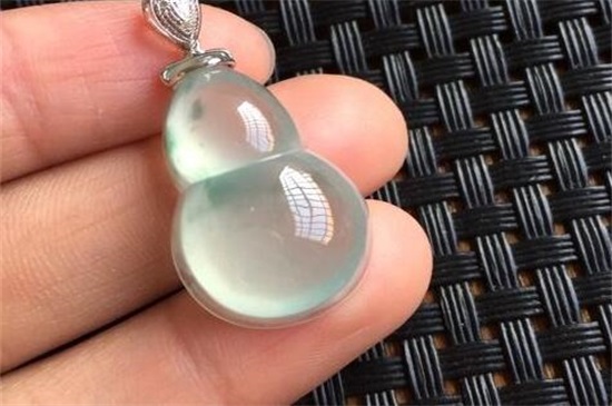 葫蘆可以戴在手上嗎，葫蘆手串的功效