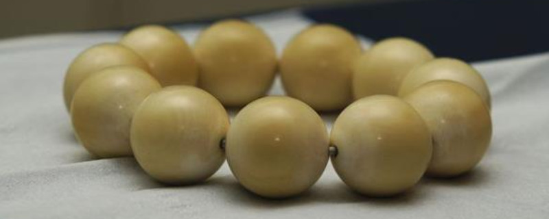 象牙手串發(fā)黃怎樣清洗