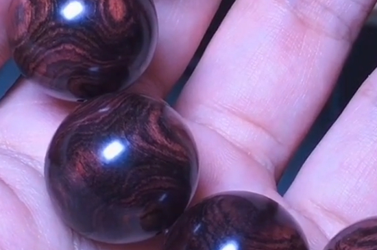 海黃手串怎么盤玩和保養(yǎng)