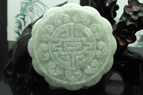 怎樣鑒定玉的真假最簡(jiǎn)單的方法