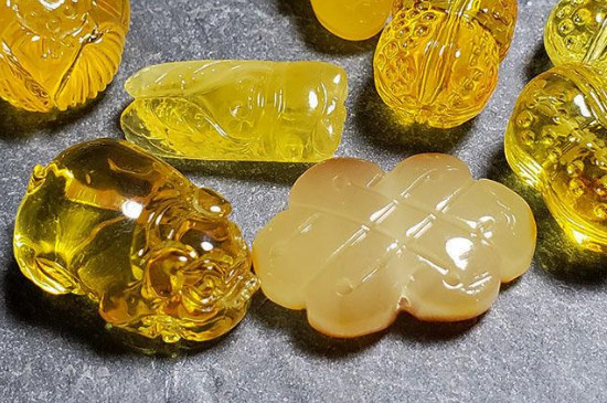 金絞蜜蠟怎么辨別真假