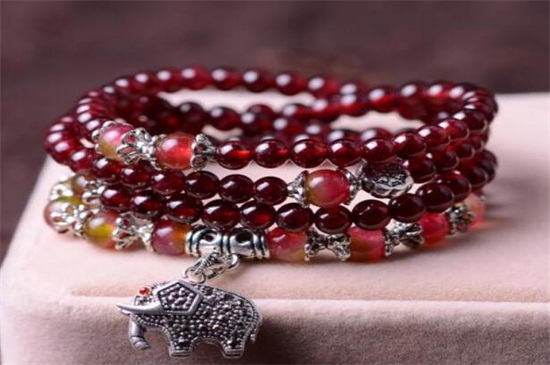 中國(guó)石榴石的產(chǎn)地