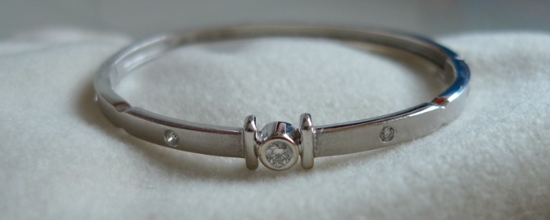 鉆石手鏈怎么買