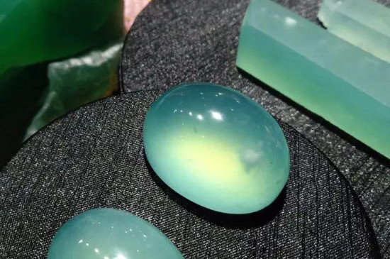 祖母綠和玉有什么區(qū)別