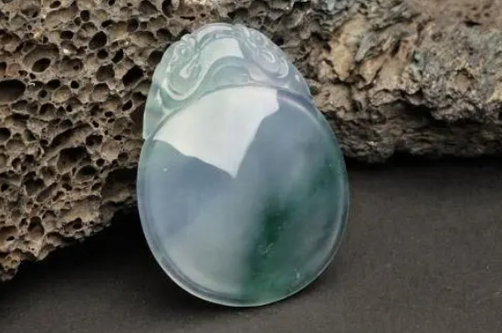 怎么判斷翡翠是內(nèi)裂還是紋