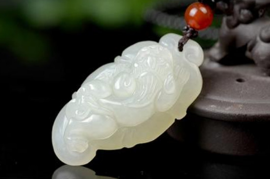 撿到一塊玉貔貅預(yù)示著什么，玉貔貅該怎么去保養(yǎng)