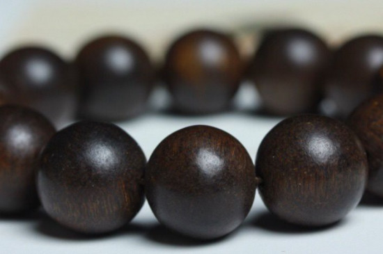 三四百元的沉香手串是真的嗎