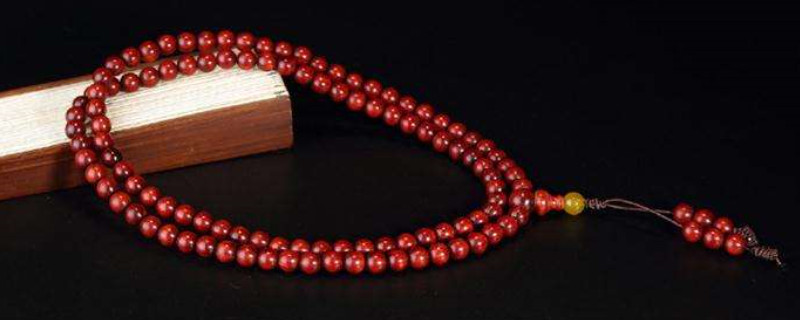 如何把玩小葉紫檀手串