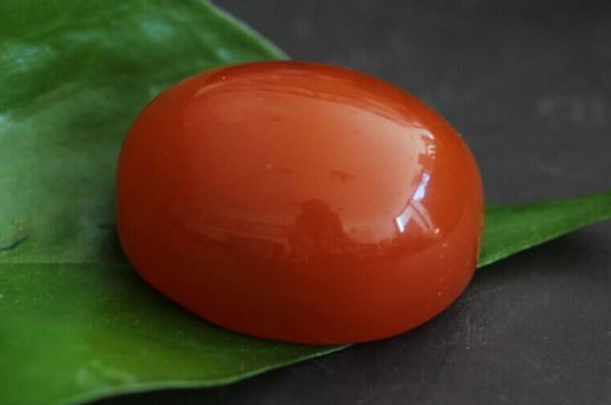 保山南紅什么色最好，以錦紅保山南紅最佳