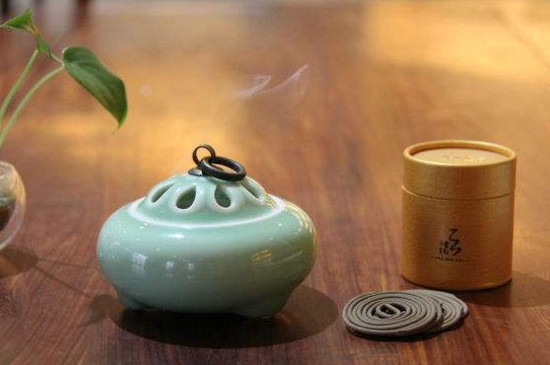 燒沉香的作用，點(diǎn)沉香的功效