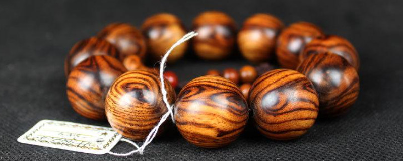 盤(pán)海黃手串要用油嗎