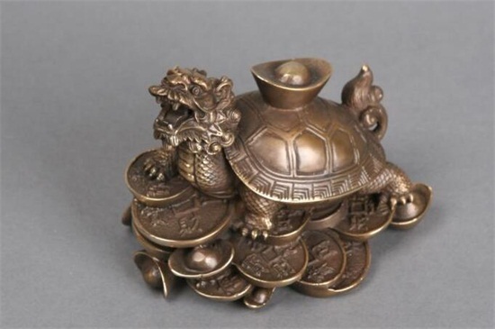 請龍龜有什么講究，龍龜?shù)氖褂媒?><em class=