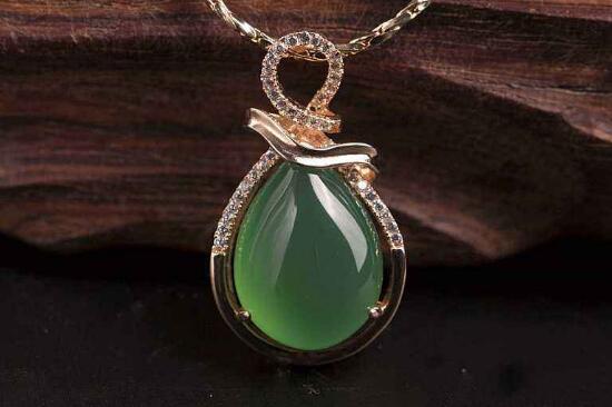 玉髓和碧玉的區(qū)別