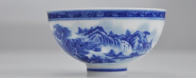 青花瓷的特點和意義