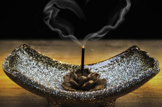 檀香和沉香的區(qū)別，這幾個(gè)方法教你如何秒分