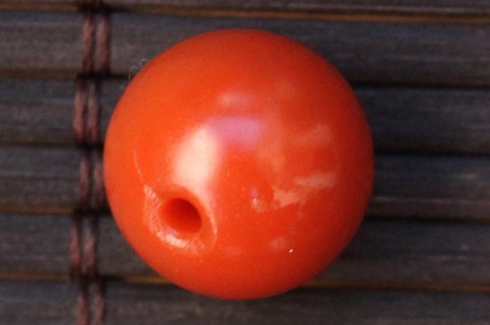保山南紅和川料南紅哪個(gè)好，保山南紅比較好