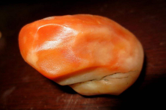 新疆金絲玉是什么玉值錢嗎