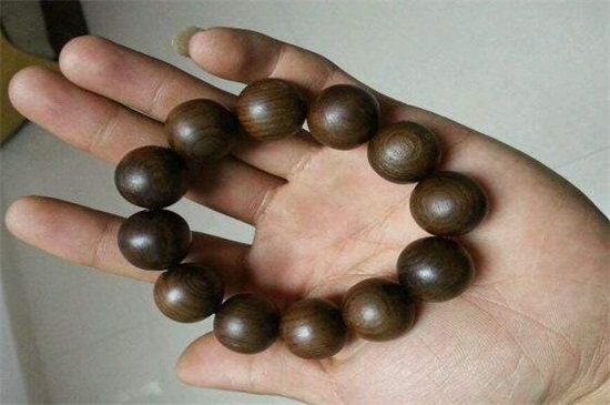 紅豆杉手串的寓意和象征