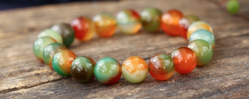 孔雀瑪瑙是天然的嗎