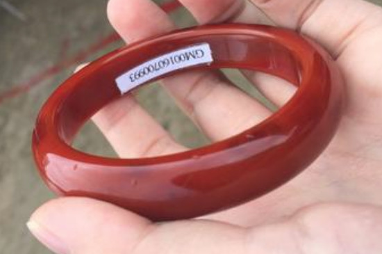 瑪瑙手鐲多少錢一個，正品紅瑪瑙手鐲多少錢