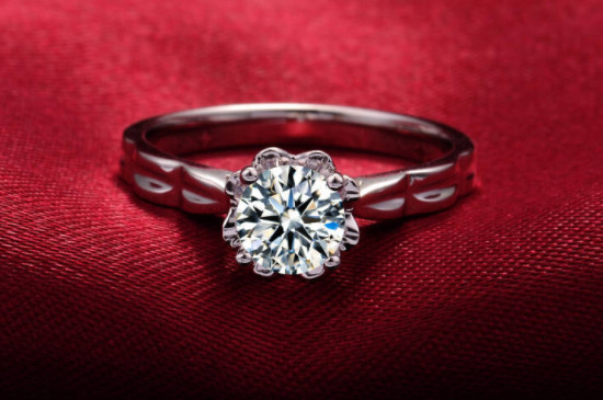 鉆石怎么區(qū)分等級(jí)