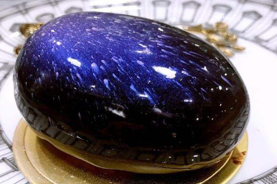 黑曜石是水晶嗎